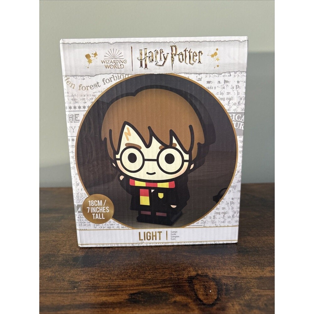 Harry Potter Night Light 7" Tall  Battery Powered‎